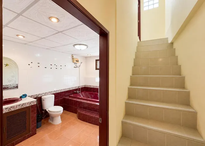 Villa Spacious 3br Townhouse W Rooftop Near Bts