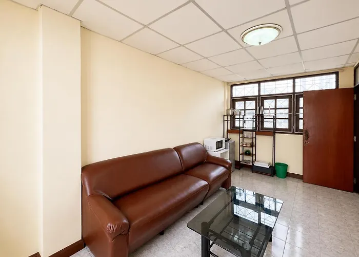 Villa Spacious 3br Townhouse W Rooftop Near Bts Bangkok